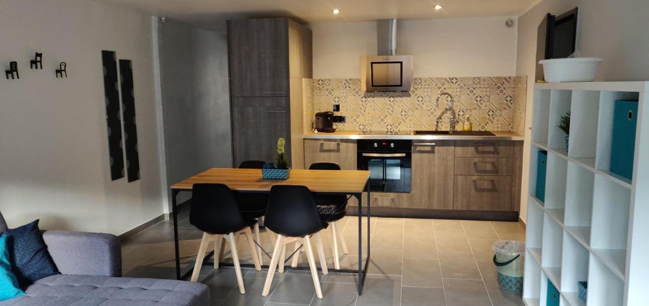 Le Blue, Appartement De Standing En Hyper-Centre แซร์กูมีนส์ ภายนอก รูปภาพ